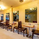 Woodlands Inn Hotel